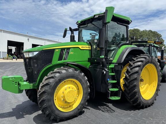 2025 John Deere 7R 250 Equipment Image0