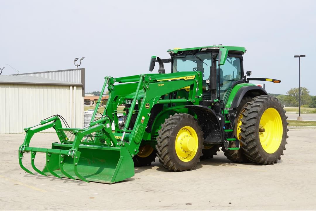 Image of John Deere 7R 250 Primary image