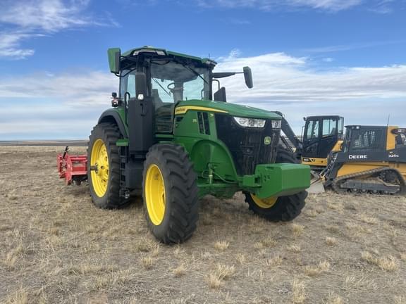 Image of John Deere 7R 270 equipment image 3