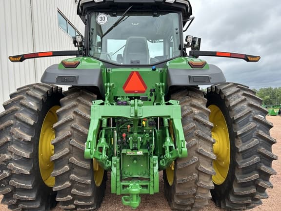 Image of John Deere 7R 310 equipment image 4