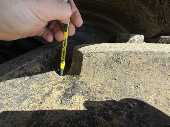 Image of John Deere 7R 310 equipment image 4