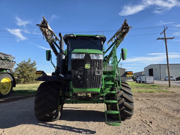 Image of John Deere 800R equipment image 2