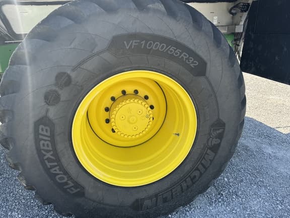 Image of John Deere 800R equipment image 2