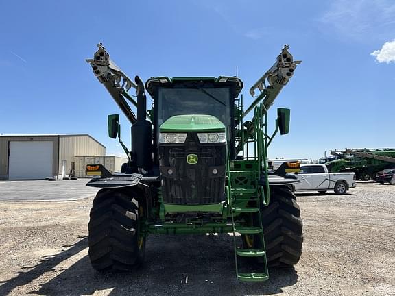 Image of John Deere 800R equipment image 3