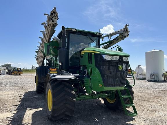 Image of John Deere 800R equipment image 4