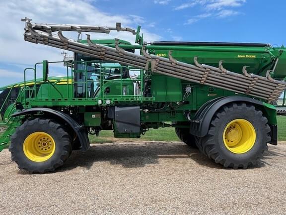 Image of John Deere 800R equipment image 3