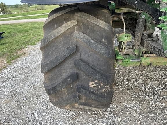 Image of John Deere 800R equipment image 2