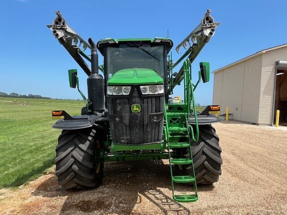 Image of John Deere 800R equipment image 1