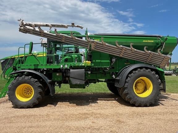 Image of John Deere 800R equipment image 3