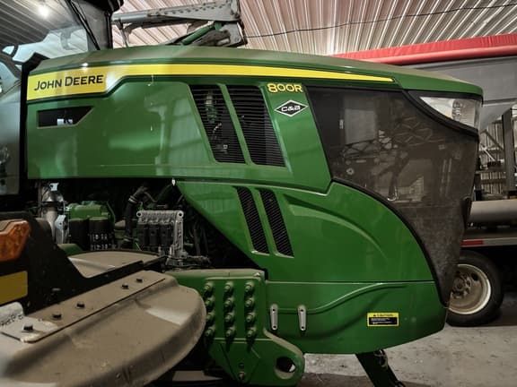 Image of John Deere 800R Primary image