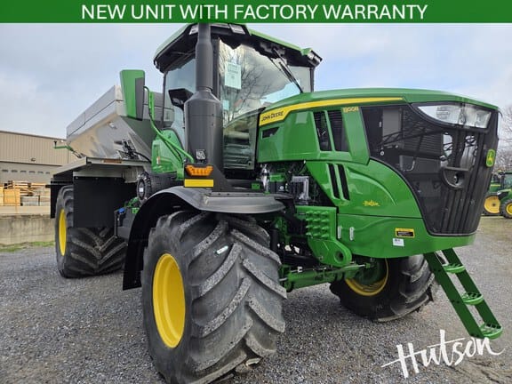 2025 John Deere 800R Equipment Image0