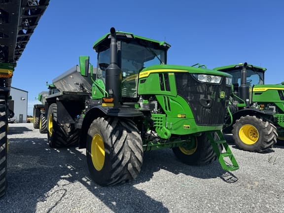 Image of John Deere 800R equipment image 1
