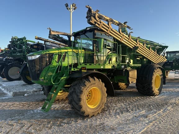 Image of John Deere 800R equipment image 1