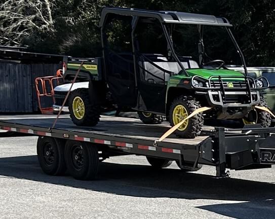 Image of John Deere XUV 825M S4 equipment image 4