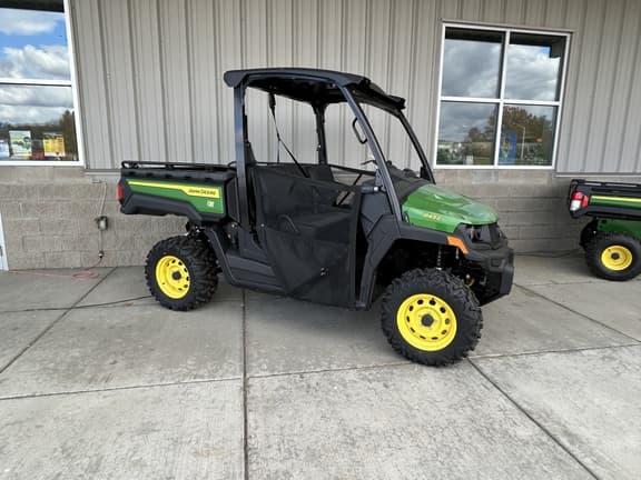 Image of John Deere XUV 845E equipment image 1