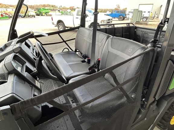 Image of John Deere XUV 845E equipment image 2