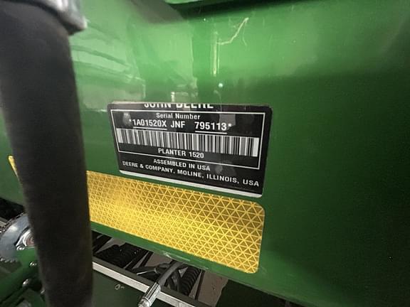 Image of John Deere XUV 845M equipment image 1