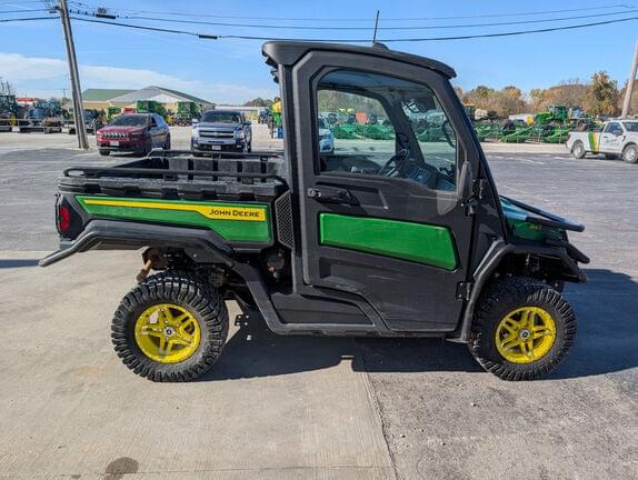 Image of John Deere XUV 845M Primary image
