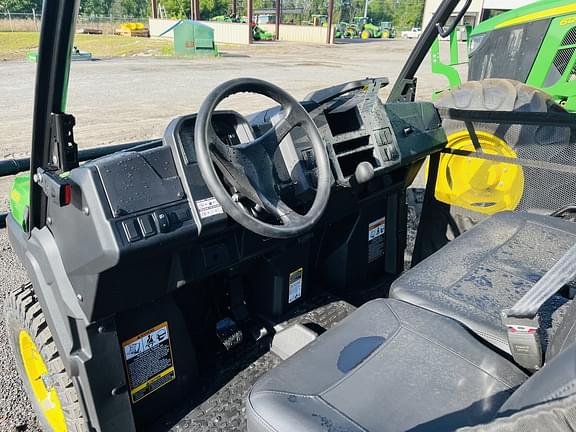 Image of John Deere XUV 845M equipment image 4