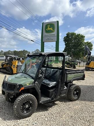 Image of John Deere XUV 845M Primary image