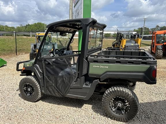 Image of John Deere XUV 845M equipment image 4