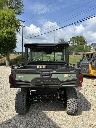 Image of John Deere XUV 845M equipment image 3