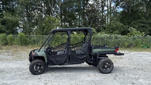 Image of John Deere XUV 825M S4 equipment image 1
