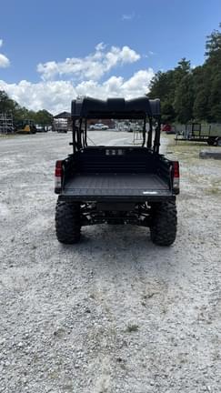 Image of John Deere XUV 825M S4 equipment image 2
