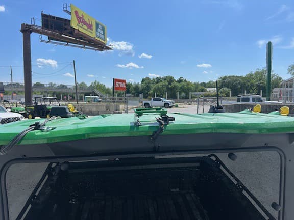 Image of John Deere XUV 845R  equipment image 4