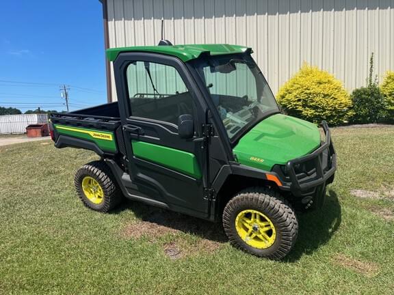 Image of John Deere XUV 845R equipment image 1
