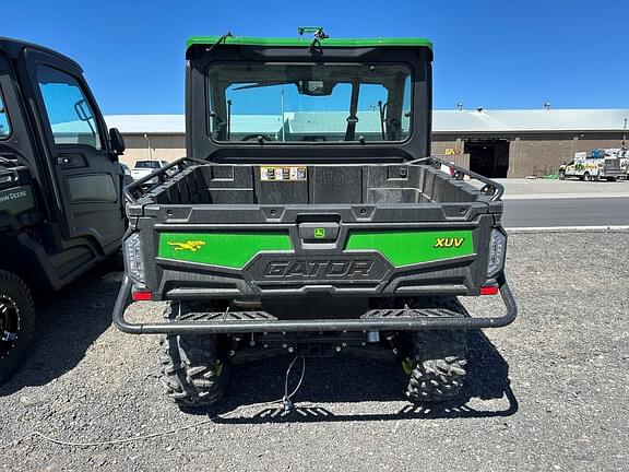 Image of John Deere XUV 845R  equipment image 2