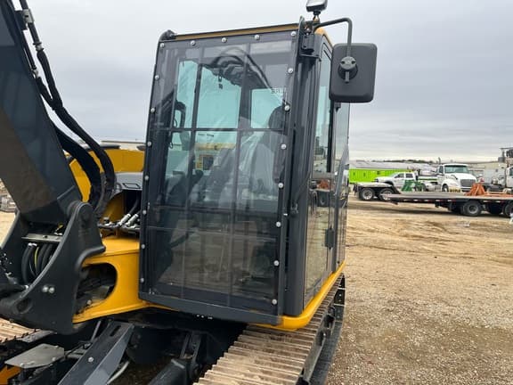 Image of John Deere 85P equipment image 4