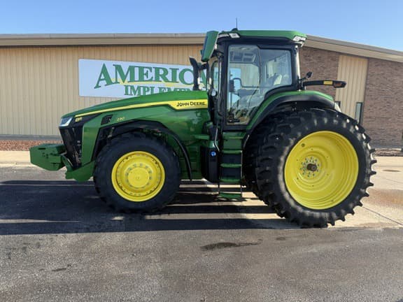 Image of John Deere 8R 230 Primary image