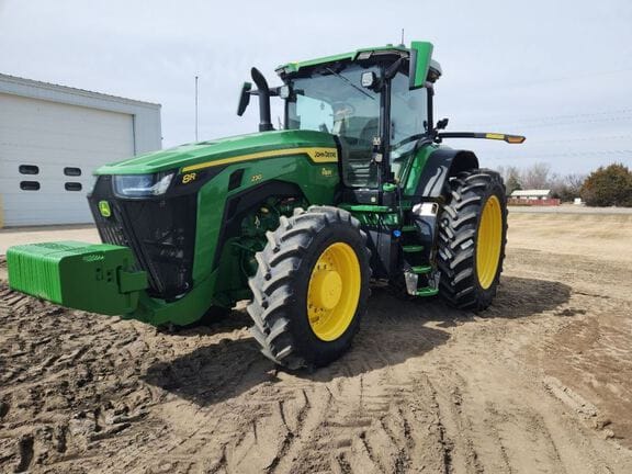 2025 John Deere 8R 230 Equipment Image0