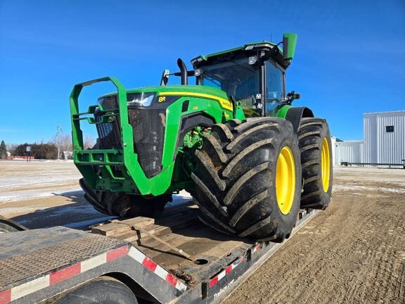 2025 John Deere 8R 230 Equipment Image0
