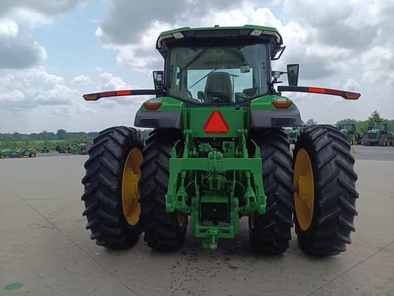 Image of John Deere 8R 250 equipment image 3