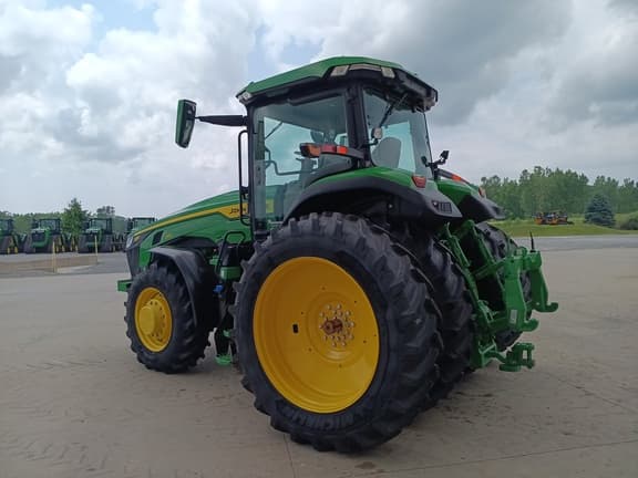 Image of John Deere 8R 250 equipment image 4
