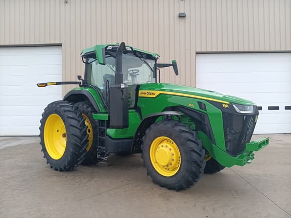 Image of John Deere 8R 250 Primary image