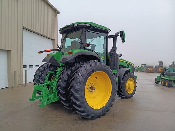 Image of John Deere 8R 250 equipment image 3