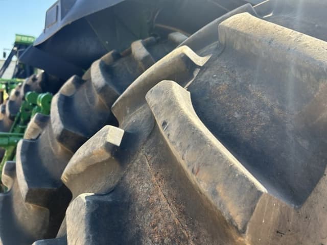 Image of John Deere 8R 250 equipment image 4