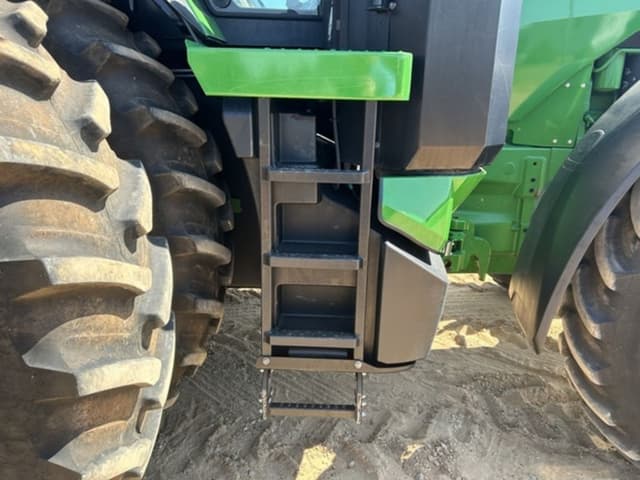 Image of John Deere 8R 250 equipment image 3