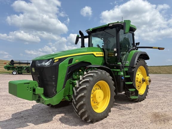 Image of John Deere 8R 250 Primary image