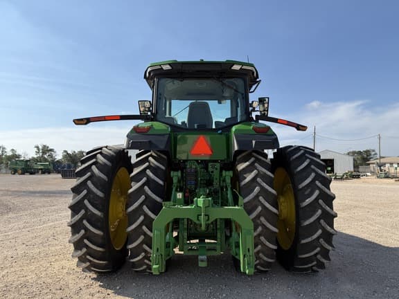 Image of John Deere 8R 250 equipment image 3