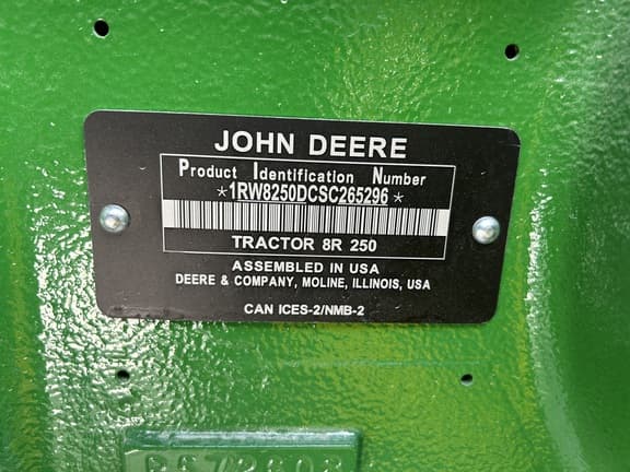 Image of John Deere 8R 250 equipment image 4