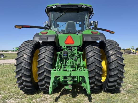 Image of John Deere 8R 250 equipment image 4