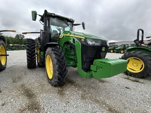 2025 John Deere 8R 250 Image