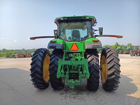Image of John Deere 8R 250 equipment image 3