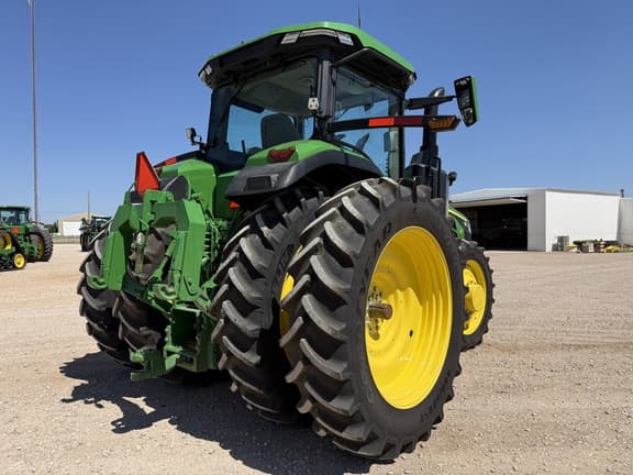 Image of John Deere 8R 250 equipment image 4