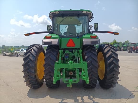 Image of John Deere 8R 250 equipment image 3