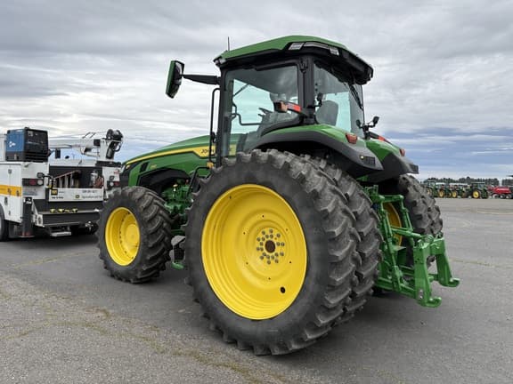 Image of John Deere 8R 250 equipment image 1